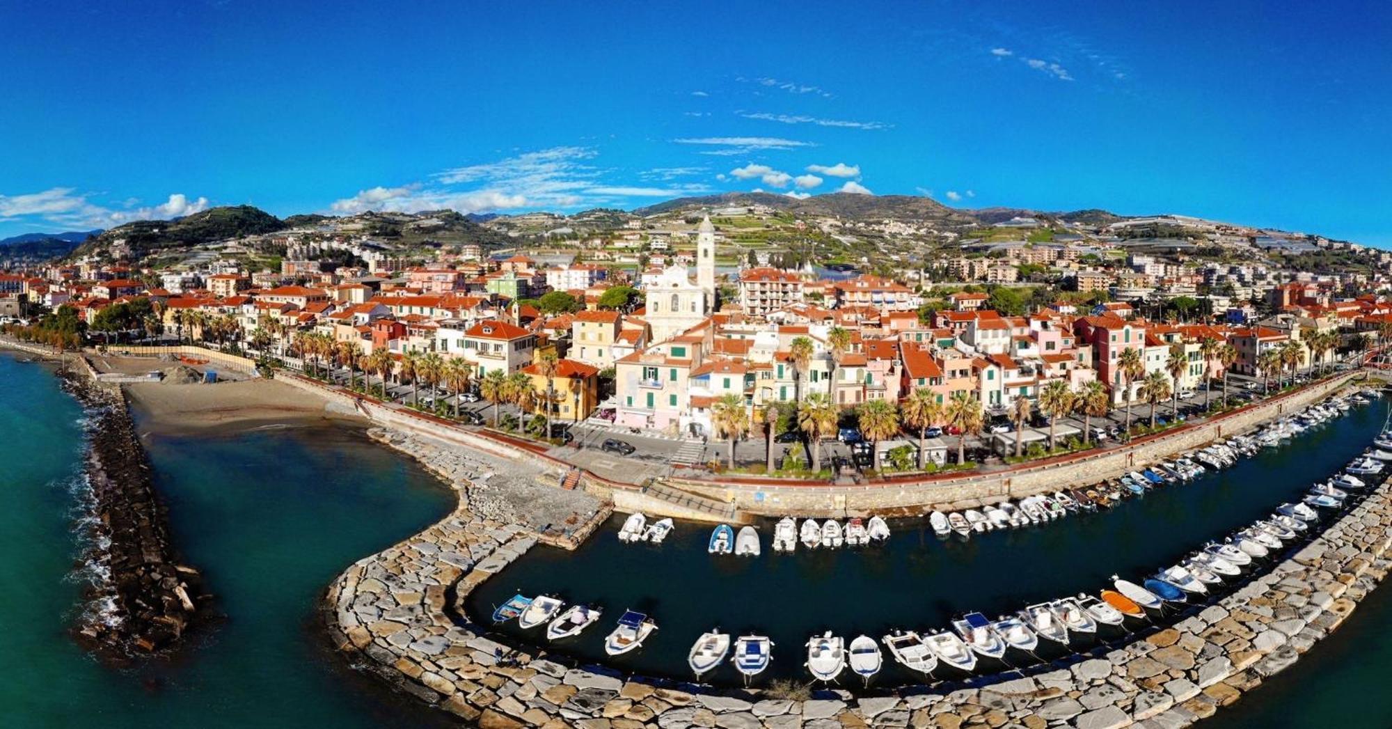 Il Timone Lägenhet Riva Ligure Exteriör bild